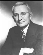 Top Lessons Entrepreneurs Can Learn From Dale Carnegie - Young Upstarts